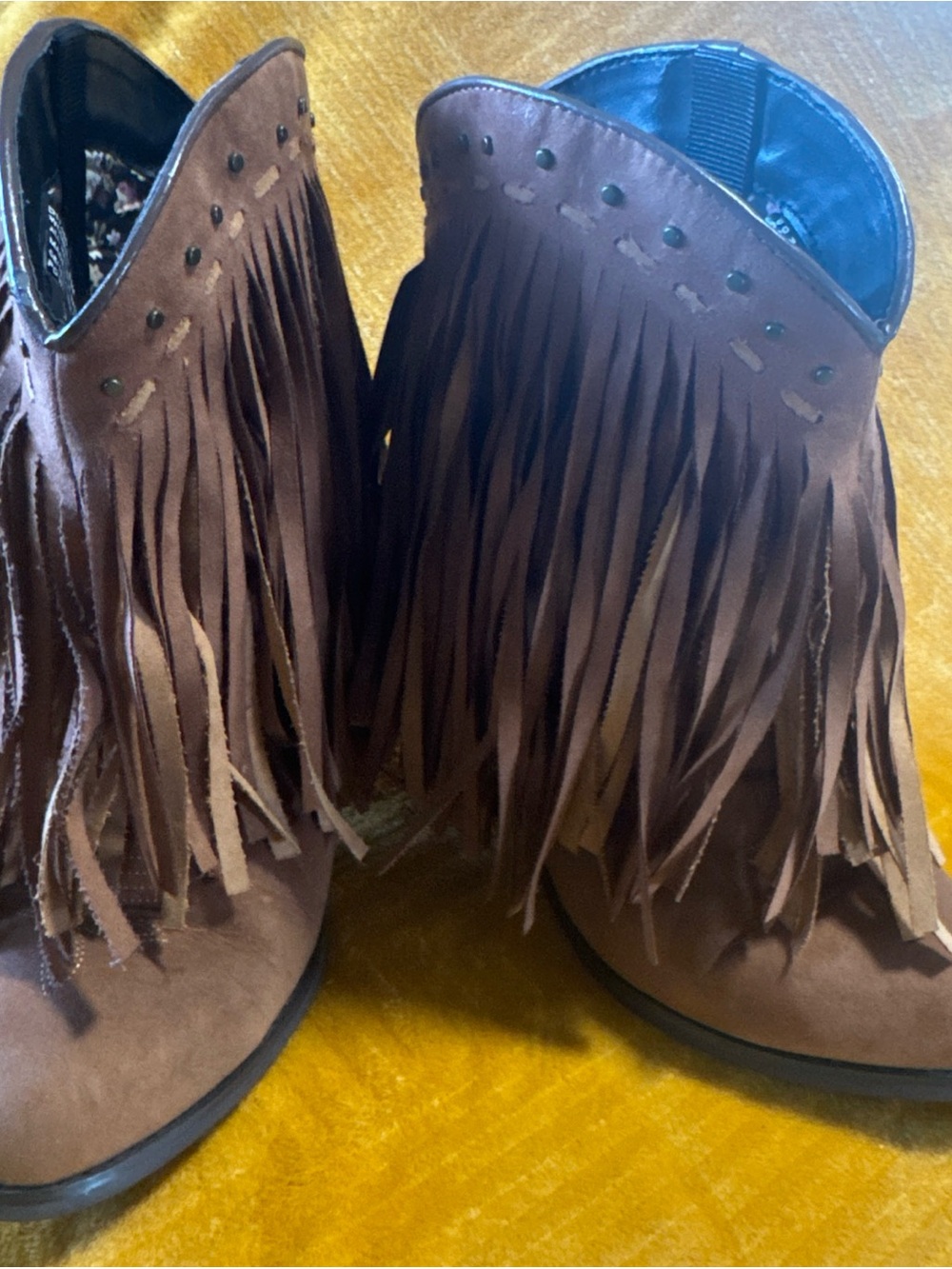Dingo women’s fringe cowboy western boot size 8.5 worn once